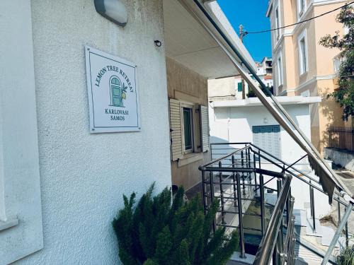Karlovassi Apartment | Lemontree Retreat