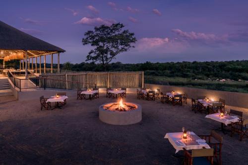 Belfast Cabin | Leopard Sands Kruger Park