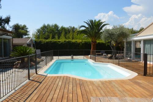 La Crau Villa | Les 2 roses De Verdillon