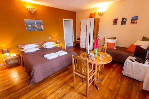 Antananarivo Avaradrano Hotel | Les 3 Métis