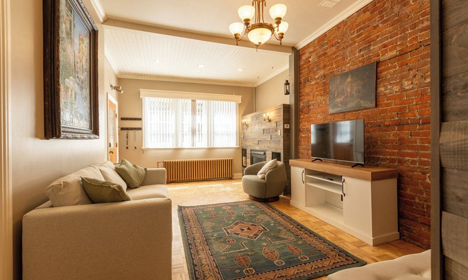 Montcalm House | Les 4 saisons