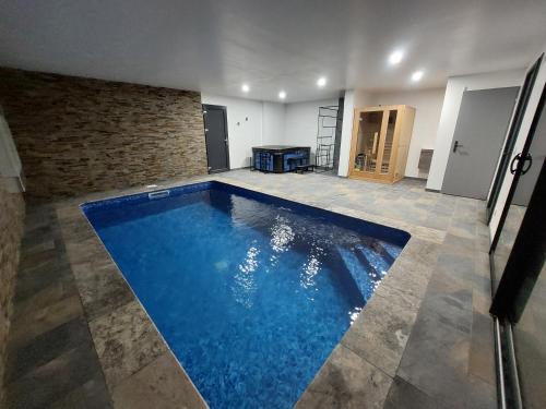 Manosque House | Les abeilles du Mont d'or