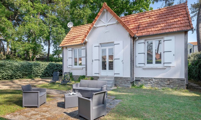 Tharon-Plage House | "Les Acacias" - Sharing family memories