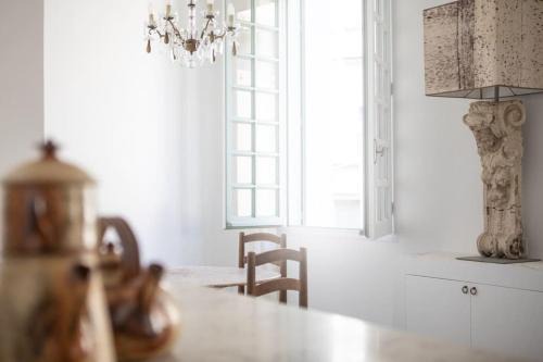Uzes Apartment | Les Atlantes