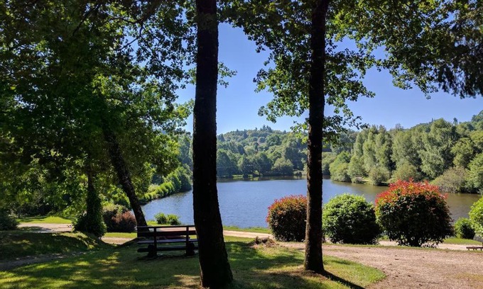 Cussac House | Les bouleaux