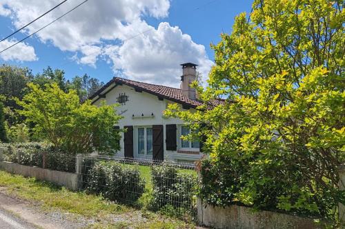 Leon House | Les Bruyères - Maison