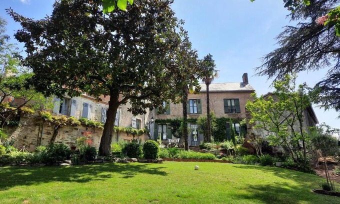 Montaigu Bed & Breakfast | Les Cèdres