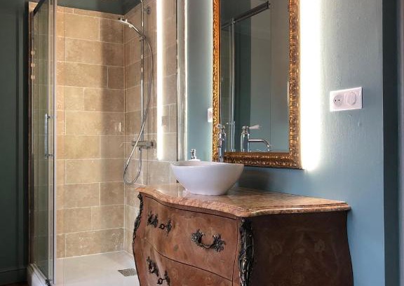 Bergues House | Les chambres Berguoises Chambre au coeur de Bergues