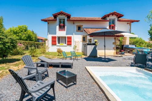 Ustaritz Bed & Breakfast | Les Chambres D'arrauntz