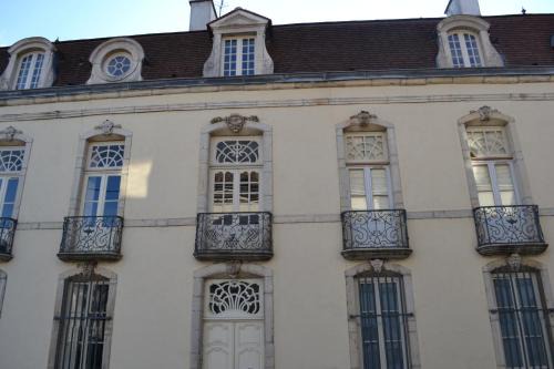 Nuits-Saint-Georges Apartment | Les Charmottes