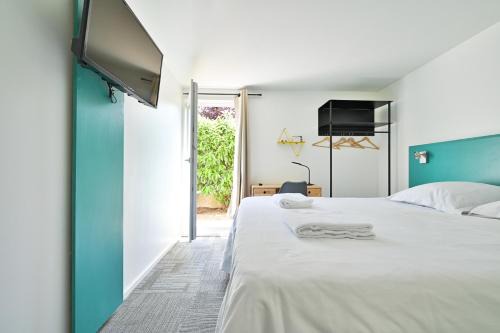 Saint-Aubin Hotel | Les Chevaliers des Balances