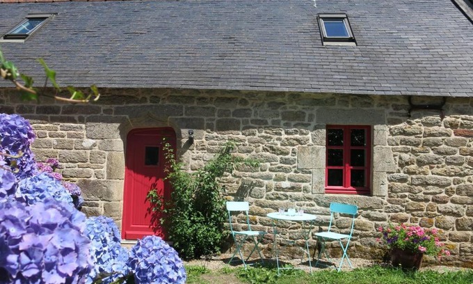 Plogastel-Saint-Germain House | Les Crins de Gaïa