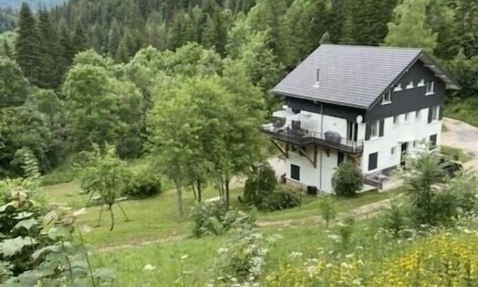 Les Rousses Ski Chalet | LES DAPPES 5-person chalet apartment rated 3* LES ROUSSES