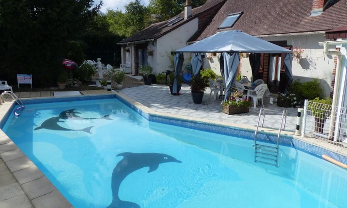 Mareuil-sur-Cher House | Les dauphins de Mareuil