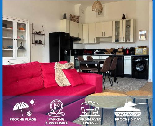 Commes Apartment | Les Douves Duplex 5 personnes lumineux avec jardin et terrasse aménagée , vue sur château à 5mn de la mer, proche Omaha Beach et Bayeux