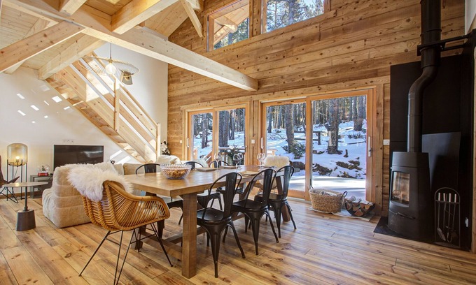 Formigueres Ski Chalet | Les Flocons Dorés - Chalet au coeur de la nature