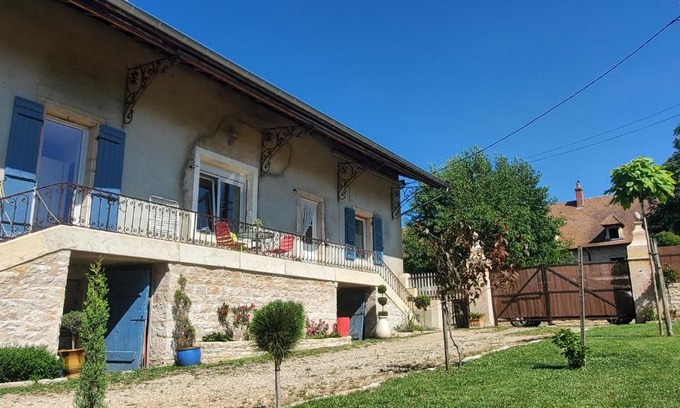 Laives House | Les fontaines