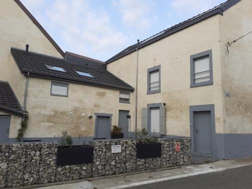 Bassenge House | Les gîtes du Broukay - Hirondelle