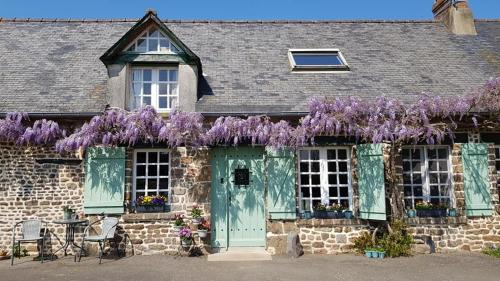 Brece House | Les Gages