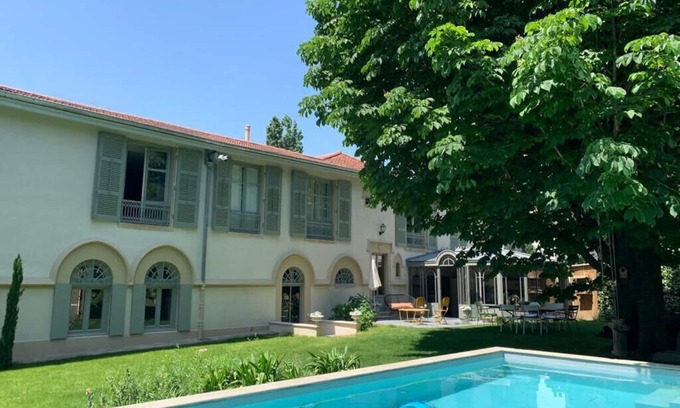 Montessuy Villa | Les Gargouilles - House with crazy charm heated pool and garden