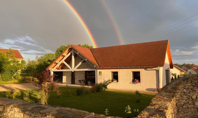 Granges-sur-Baume House | Les Gites des Hautes Roches