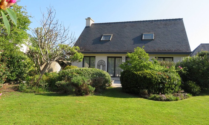Combrit House | "LES HORTENSIAS" STE MARINE 7 PERS. NEAR HARBOR AND BEACH