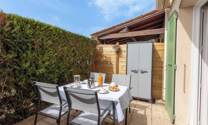 Les Mathes House | Les Jardins de la Palmyre by Interhome