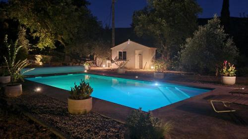 Meounes-les-Montrieux Bed & Breakfast | Les lauriers fleuris