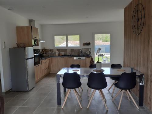 Ruoms House | Les LOCS Du GRAZEL