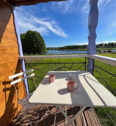 Verneuil Cabin | Les logements insolites de la Base Nautique