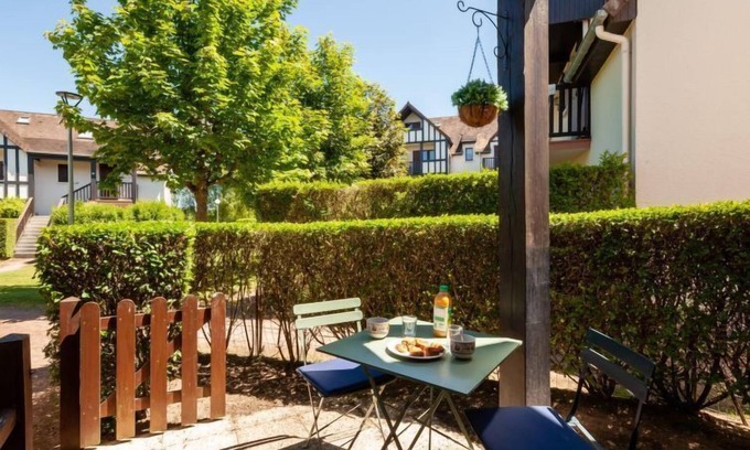 Le Home Apartment | Les Manoirs de la Côte by Interhome