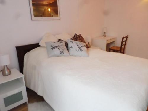 La Chapelle-sous-Brancion Bed & Breakfast | Les Marronniers