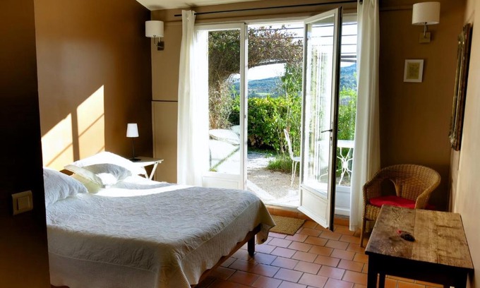 Moustiers-Sainte-Marie House | Les Oliviers