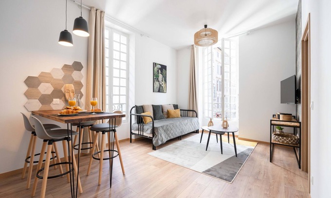 Opera Apartment | Les Petits Pavillons