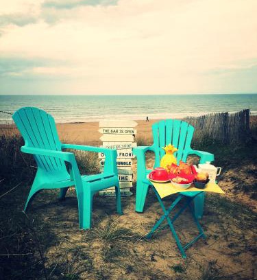 Merville-Franceville-Plage Bed & Breakfast | LES PIEDS DANS L'EAU