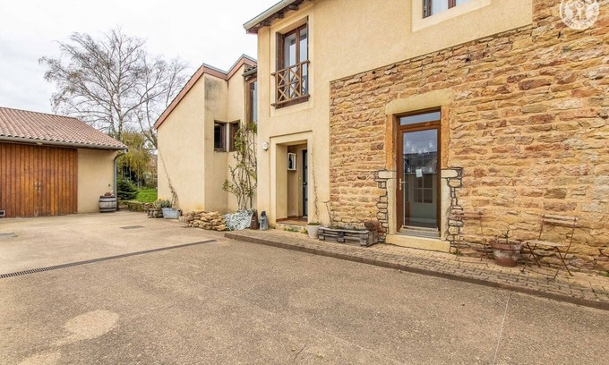 Solutre-Pouilly House | Les Piloselles - Solutre Pouilly
