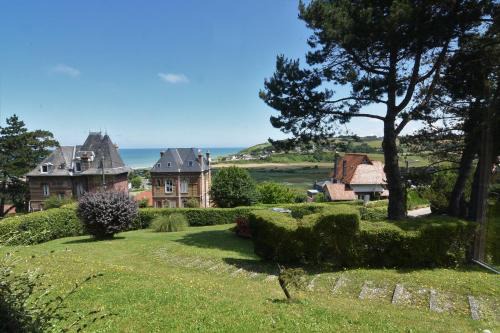Hautot-sur-Mer Apartment | Les Pins Maison Vue sur Mer