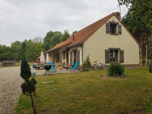 Saint-Quentin-en-Tourmont House | les portes des Froises