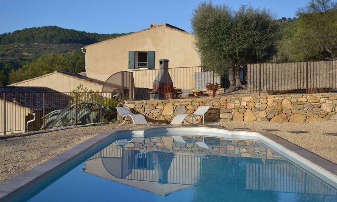 La Cadiere-d'Azur House | Les Raisins Bleus farmhouse with swimming pool for relaxing holiday in the Caldière