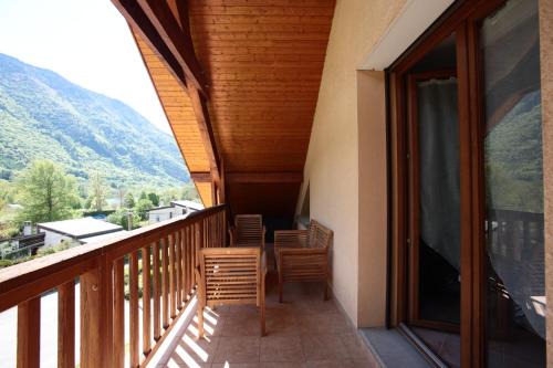 Valbonnais House | Les Rives Du Lac Valbonnais