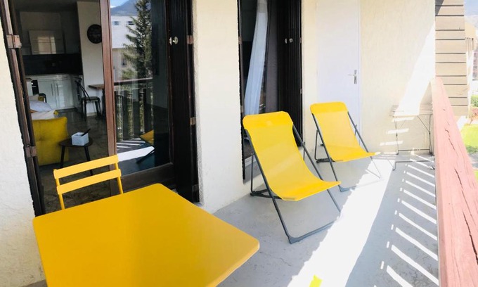 Embrun Apartment | les saluces N51