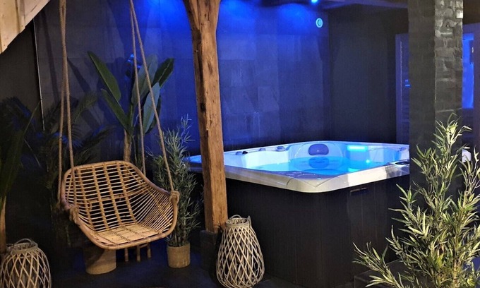 Honfleur House | Les Secrets d'Honfleur * Private spa, sauna, cinema Honfleur center