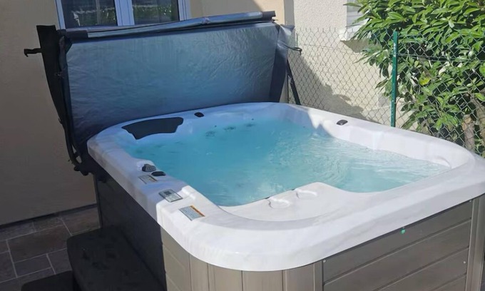 Saint-Avertin House | Les Sorbiers & spa
