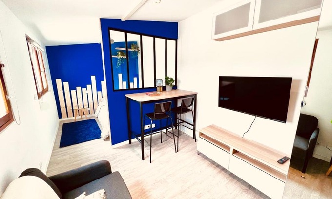 Saint-Honore - Jeanne d'Arc Apartment | Les studios de la Villa Jules Verne