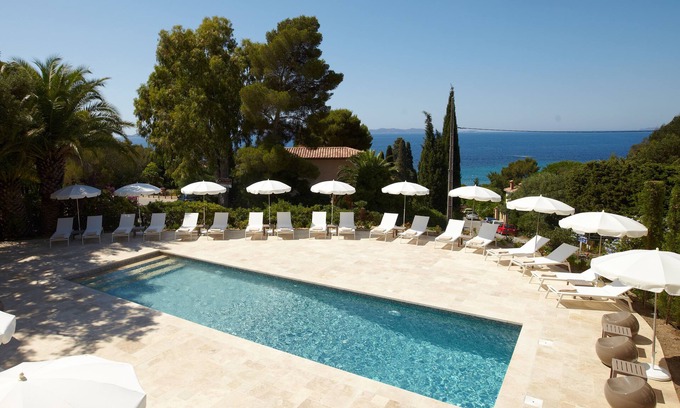 Le Rayol Hotel | Les Terrasses du Bailli Hôtel