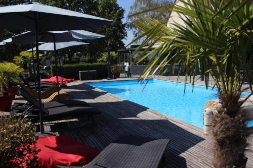 Saint-Hilaire-Saint-Florent Hotel | Les Terrasses de Saumur - Hôtel & Appartements - Restaurant & Spa (Logis)