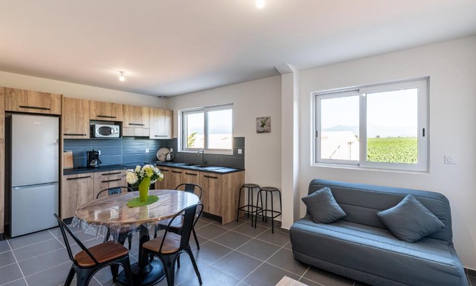 Tallone Apartment | Les Terres Rouges