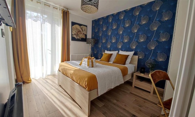 Salies-de-Bearn Bed & Breakfast | Les Treilles de Salies - Spa et sauna - Chambre Art déco