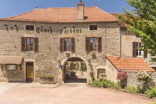 Bligny sur Ouche House | Les Trois Faisans