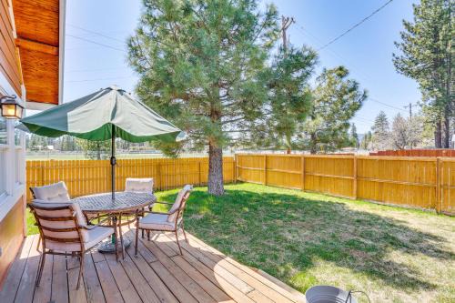 Chester House | Less Than 1 Mi to Lake Almanor Home with Furnished Decks!